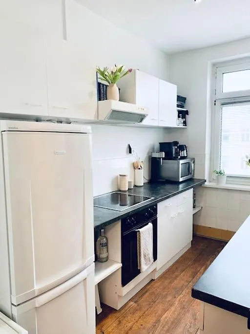 Lovely City Apartment With Balcony, Central Hambourg Allemagne