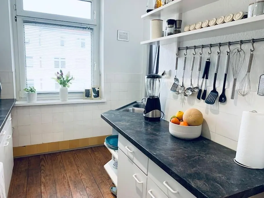 המבורג Lovely City Apartment With Balcony, Central